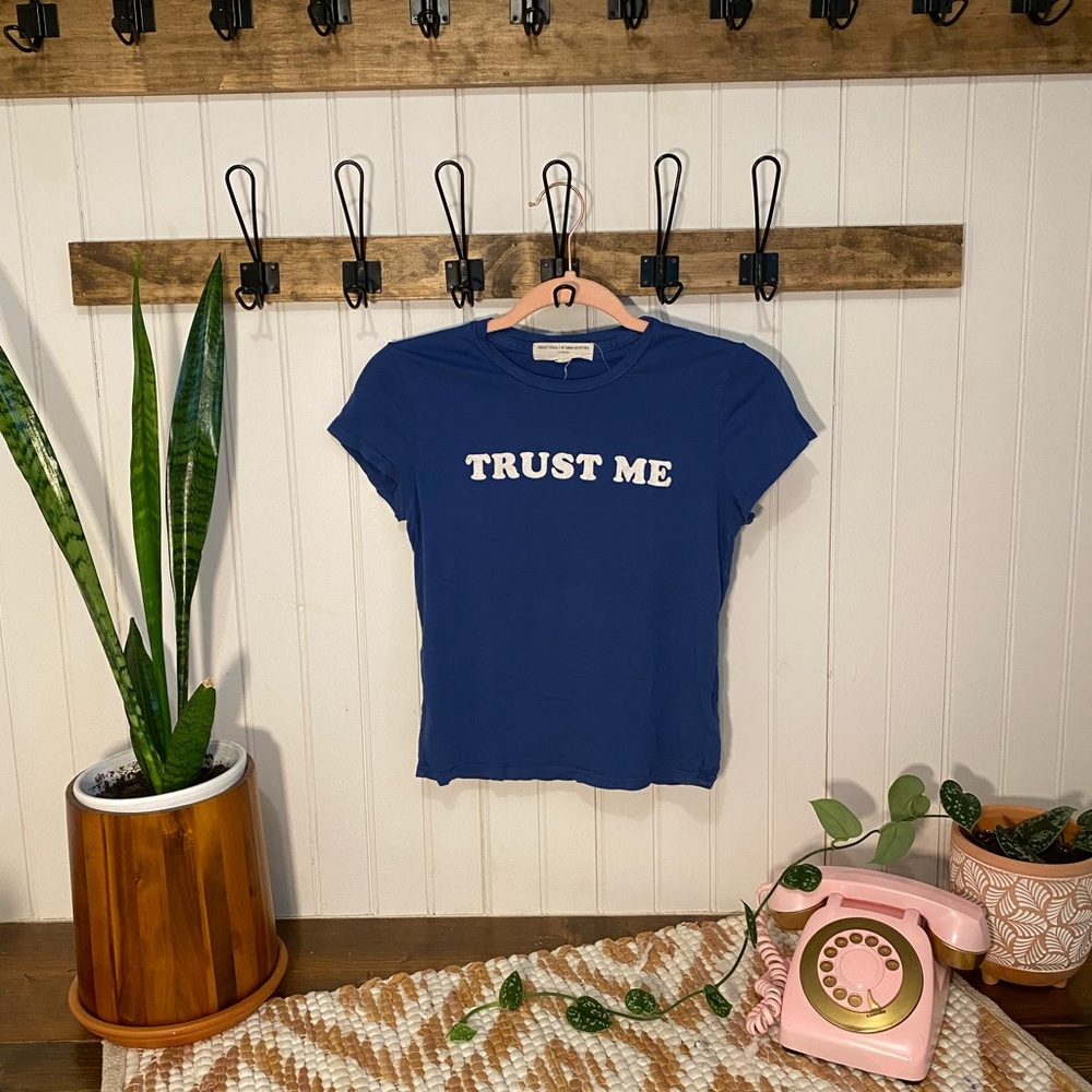Project social trust me tee